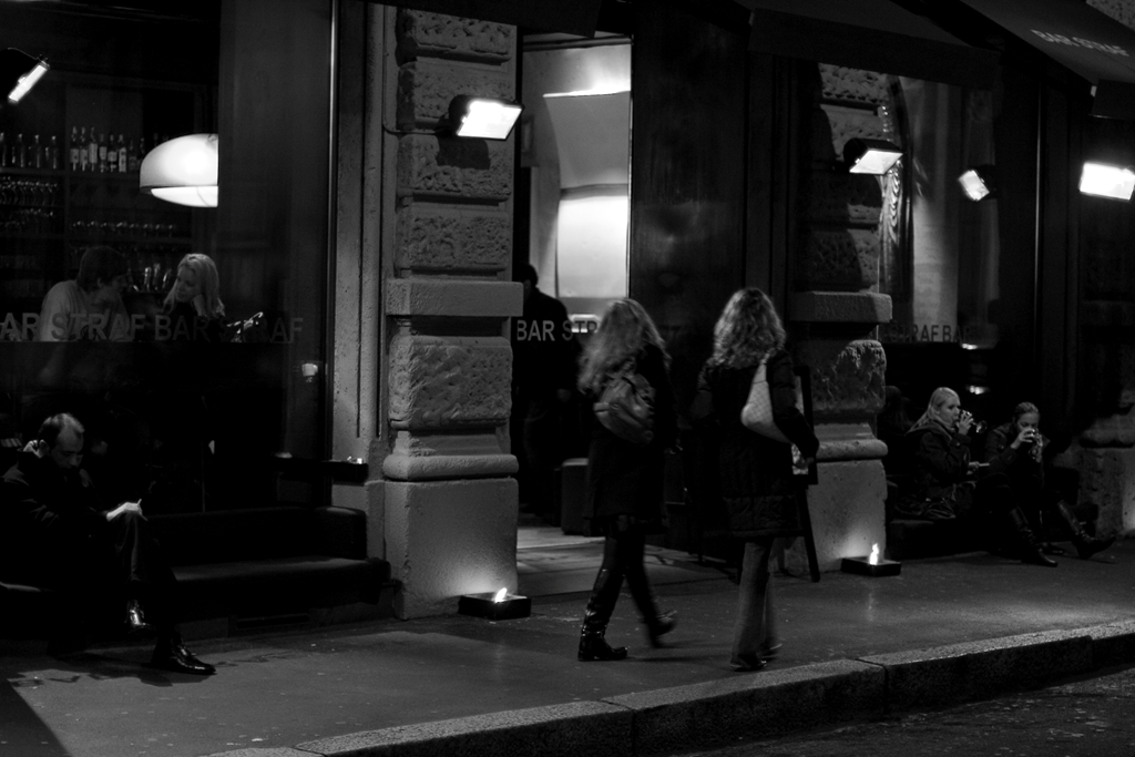 milan-happy-hour-in-bw