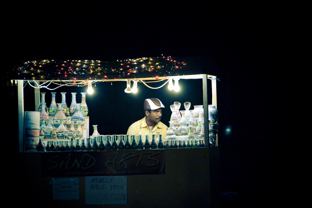 Dubai - Sand Shop in the desert